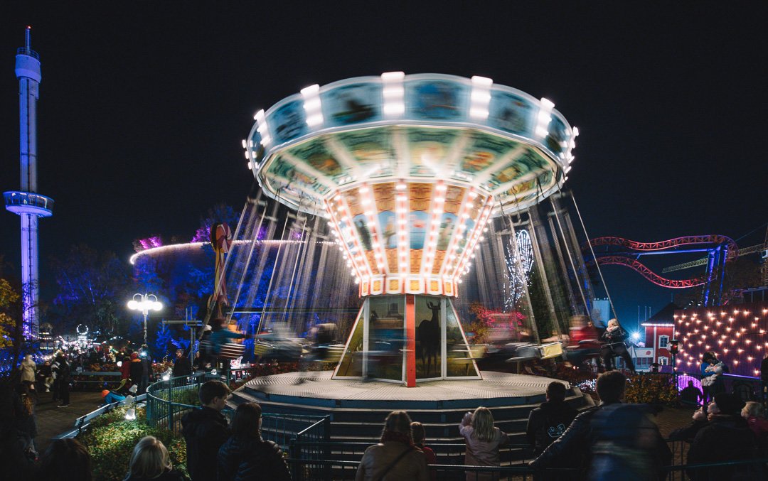 #klassikko #linnanmäki #valokarnevaali #myhelsinki
instagram.com/p/Bo4oHo0huRs/