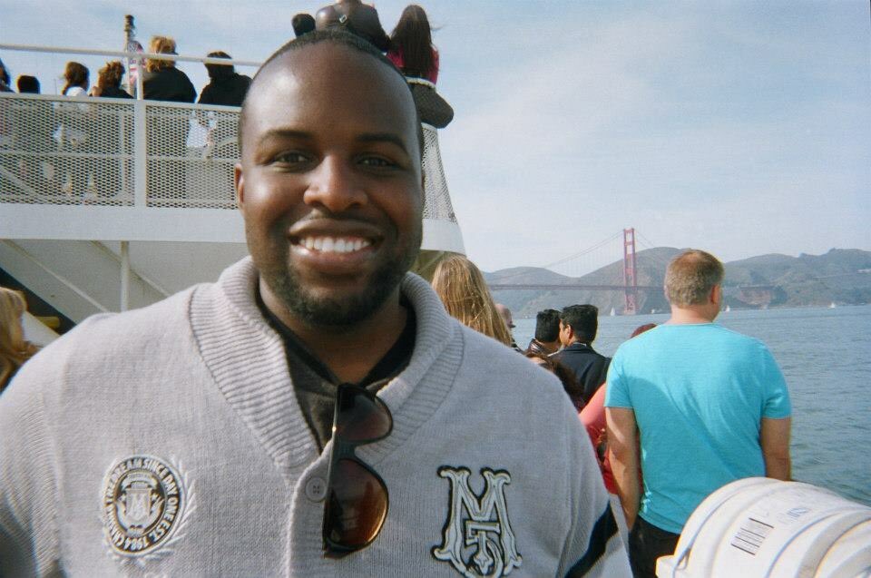 ayotometi's tweet image. Outraged to hear about the killing of Chinedu Okobi. A Nigerian-American brother, father, son, poet and friend to many I’m close to. He was tased to death by police in Milbrae, CA. We demand accountability and #Justice4Chinedu. #BlackLivesMatter