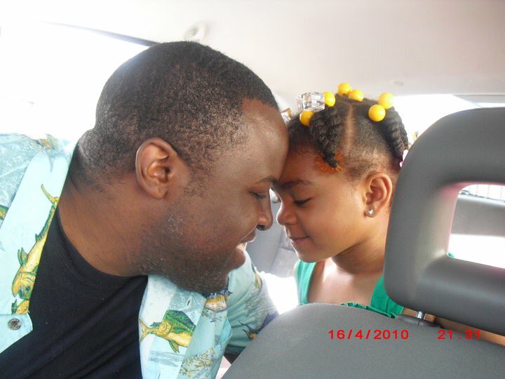 ayotometi's tweet image. Outraged to hear about the killing of Chinedu Okobi. A Nigerian-American brother, father, son, poet and friend to many I’m close to. He was tased to death by police in Milbrae, CA. We demand accountability and #Justice4Chinedu. #BlackLivesMatter