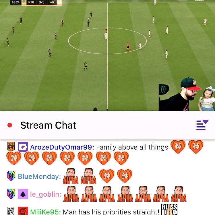 MrsNick28T's tweet image. When Mila visits daddy in the office and Nick puts down the controller to pay 100% attention to her (goals conceded) during #FUTChampions love 💕  best daddy