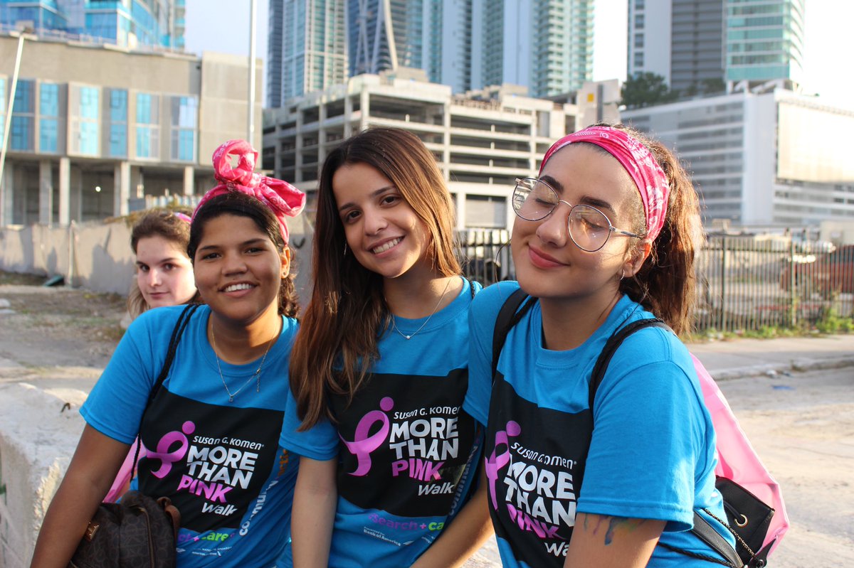 More pictures at The Susan G. Komen Walk ! 🎀