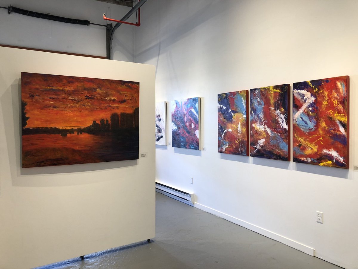 barnoldart's tweet photo. Gorgeous day! Come and pop by the popup gallery on Old Bridge Street on Granville Island!works by Barbara Arnold #abstractartist #granvilleisland #abstractpaintings #minimalist
 #paintinglife #popupgallery #artvancouver #vancouver #interiordesign #contemporaryart #art @barnoldart https://t.co/cbnWx3ecQh