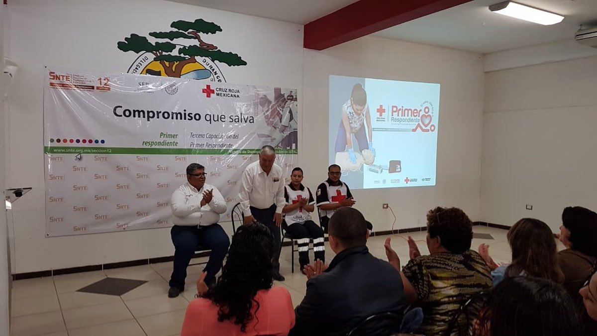 cnvssnte's tweet photo. El Colegiado Nacional de #VinculaciónSocial en coordinación con la Sección 12 del SNTE en Durango se efectua el curso Taller Primer Respondiente, Convenio SEP-CRUZ ROJA-SNTE #SNTEconMéxico #Tonigarca13 https://t.co/QZ8BzAT0Ws
