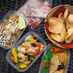 Kohboscombe's tweet photo. You still have time to get your Koh Thai delivered so just give us a call and we'll see you shortly! #saturdayvibes #tasty #thaitapas #delivery #thaifood https://t.co/ElJwkFs89i
