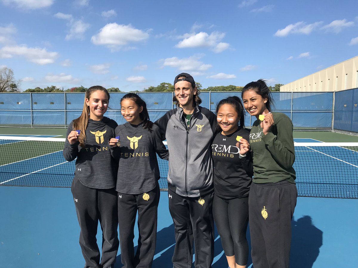1st and 4th place at sectionals!! State here we come!! 🎾🎾