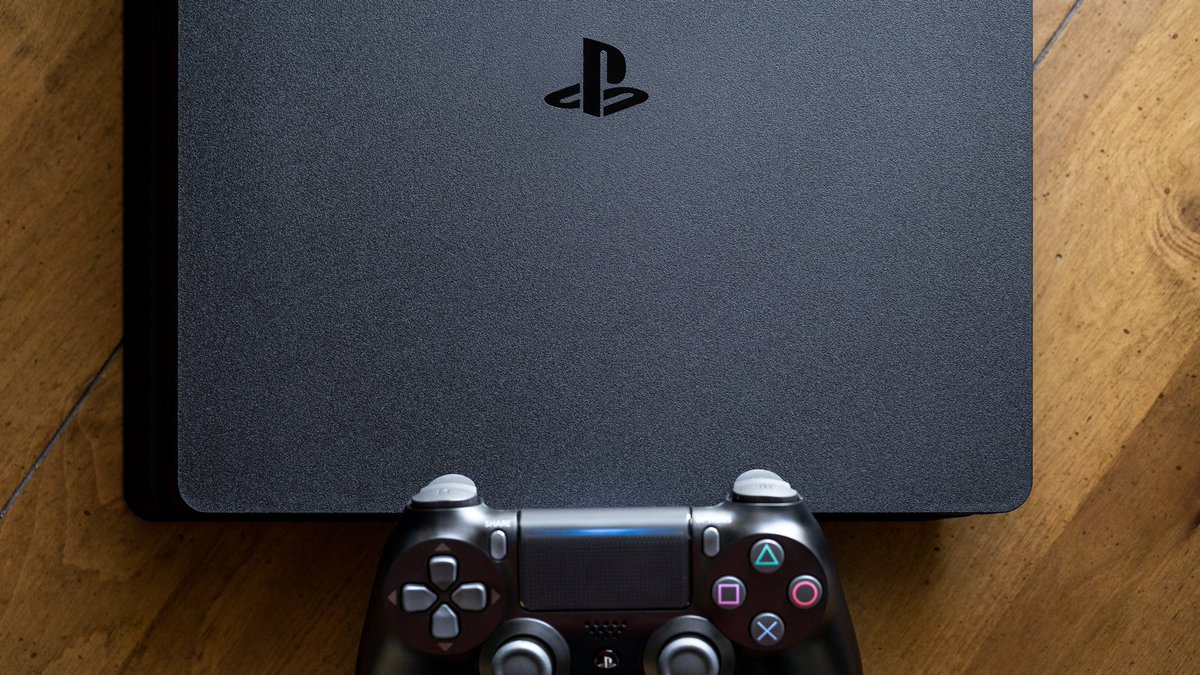 PlayStation's tweet photo. Look, we get it, people change. Starting in early 2019, your PSN Online ID can too: https://t.co/dSBprNkjDZ https://t.co/wTS1QrzHxl