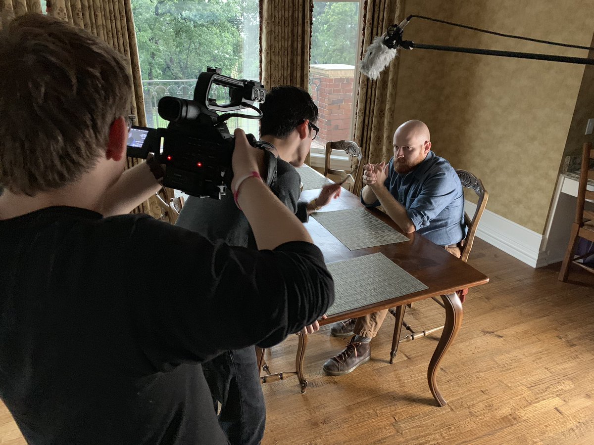 pioneermediagrp's tweet photo. Several @oakridgeowls students gathered over fall break to help @willg1927__ on set for his short film project. Love how our students (and Mr Hebert!) are so supportive of each other! https://t.co/aE4YCnb6ZT