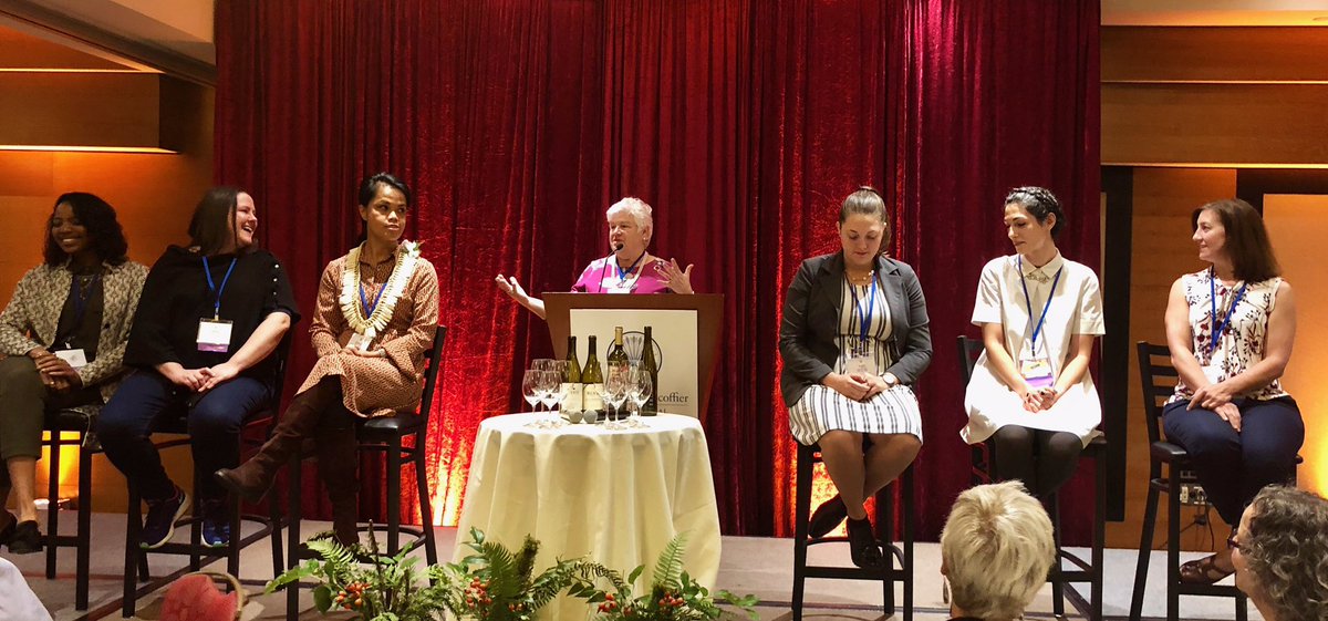 LesDamesIntl's tweet photo. Empowering & mentoring women in the #foodandbev & #hospitality industries, that's our mission! #LDEI #ldei18 #LegacyAwards https://t.co/540QBwMXii