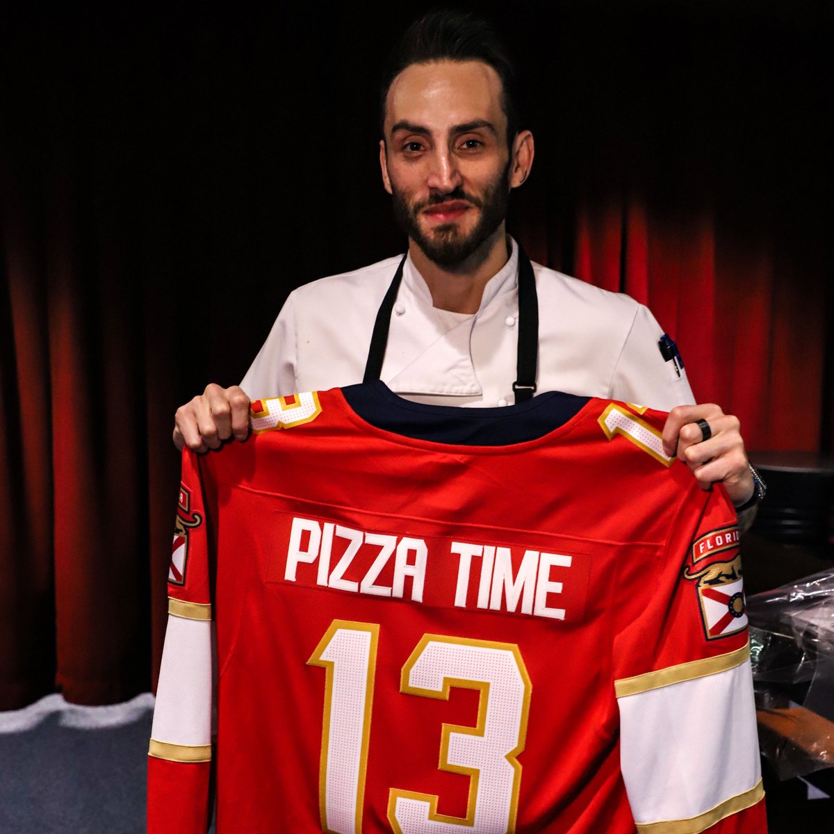 Tonight’s Guest Chef in Club Lexus is Rino Cerbone, Roberto Luongo’s brother-in-law and Chef/Co-Owner at Pizza Time in Boca Raton. 🍕🍝