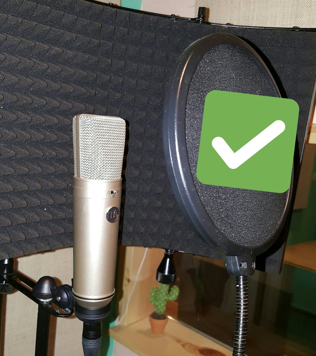 djgringo101's tweet photo. ATTENTION RECORDING ARTISTS: IF THE POP SCREEN IS RIGHT UP ON THE MIC, IT WON'T WORK.. DUH 🤓🎙 https://t.co/27zfCcUplj