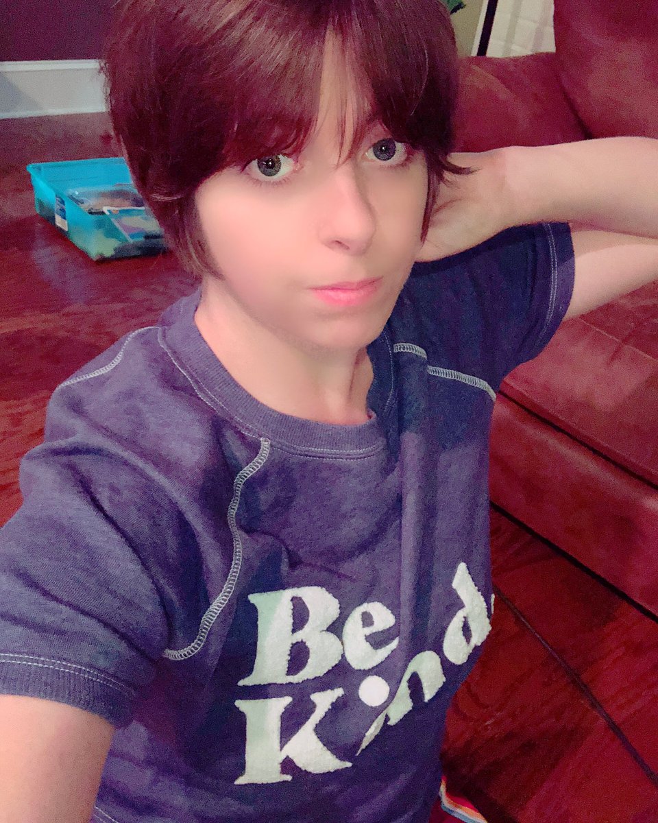 MegsDreamDesign's tweet photo. Love this top from @graysonthreads @target #graysonthreads
Thank you for sharing @critrolecloset
#critrolecloset @LauraBaileyVO #laurabaileycloset https://t.co/fDnLrjvB6W