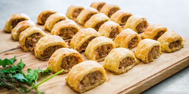 The Cat & Trumpet tweet media