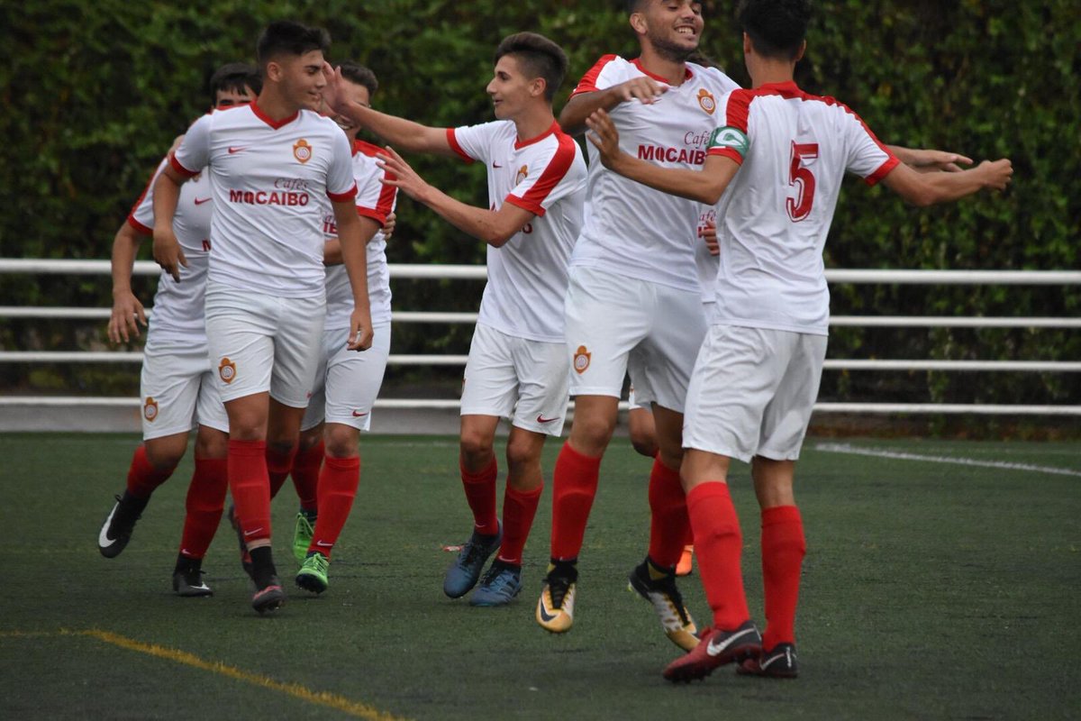 cd_utrera's tweet photo. ¡NUEVA VICTORIA DEL JUVENIL “A” QUE SIGUE EN RACHA!
6/6 ✅ 
Su última víctima ha sido el Nervión, el resultado final 8-0😳😳 https://t.co/oBoSp0QOsq