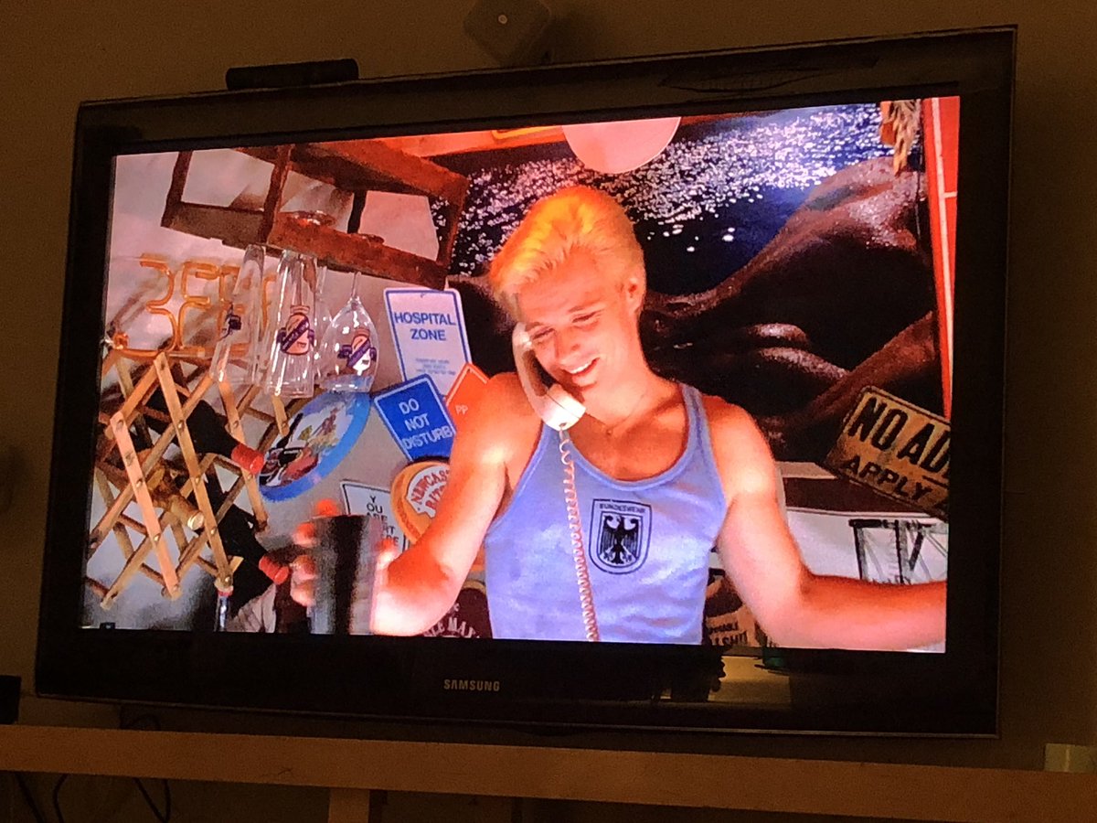 revpeterlaws's tweet photo. Iโm watching the upcoming #Eureka Blu Ray release of #NightOfTheCreeps. Total classic, this. #tomatkins #stanridgeway https://t.co/HwPccsSWQz