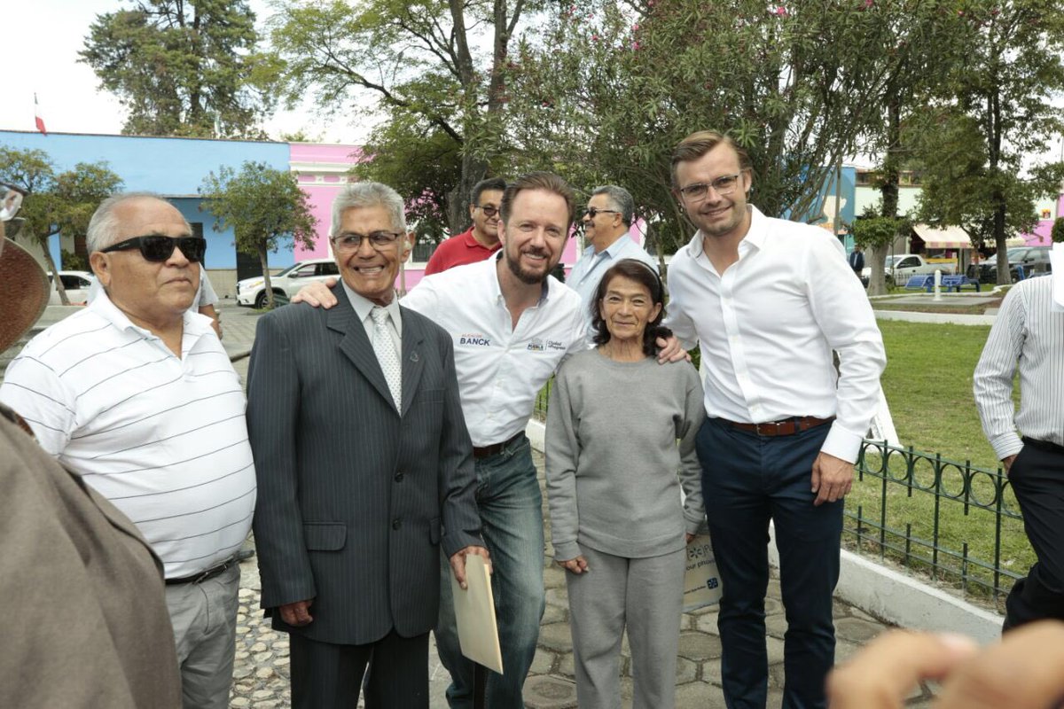 LuisBanck's tweet photo. Con una inversión de más de 15 mdp entre el Gobierno del Estado, encabezado por @TonyGali y el @PueblaAyto, avanzamos en la construcción del primer #BarrioSmart en la ciudad.

Trabajamos en equipo para dejar las cosas mejor que como las encontramos. https://t.co/FUWFtF7lJC