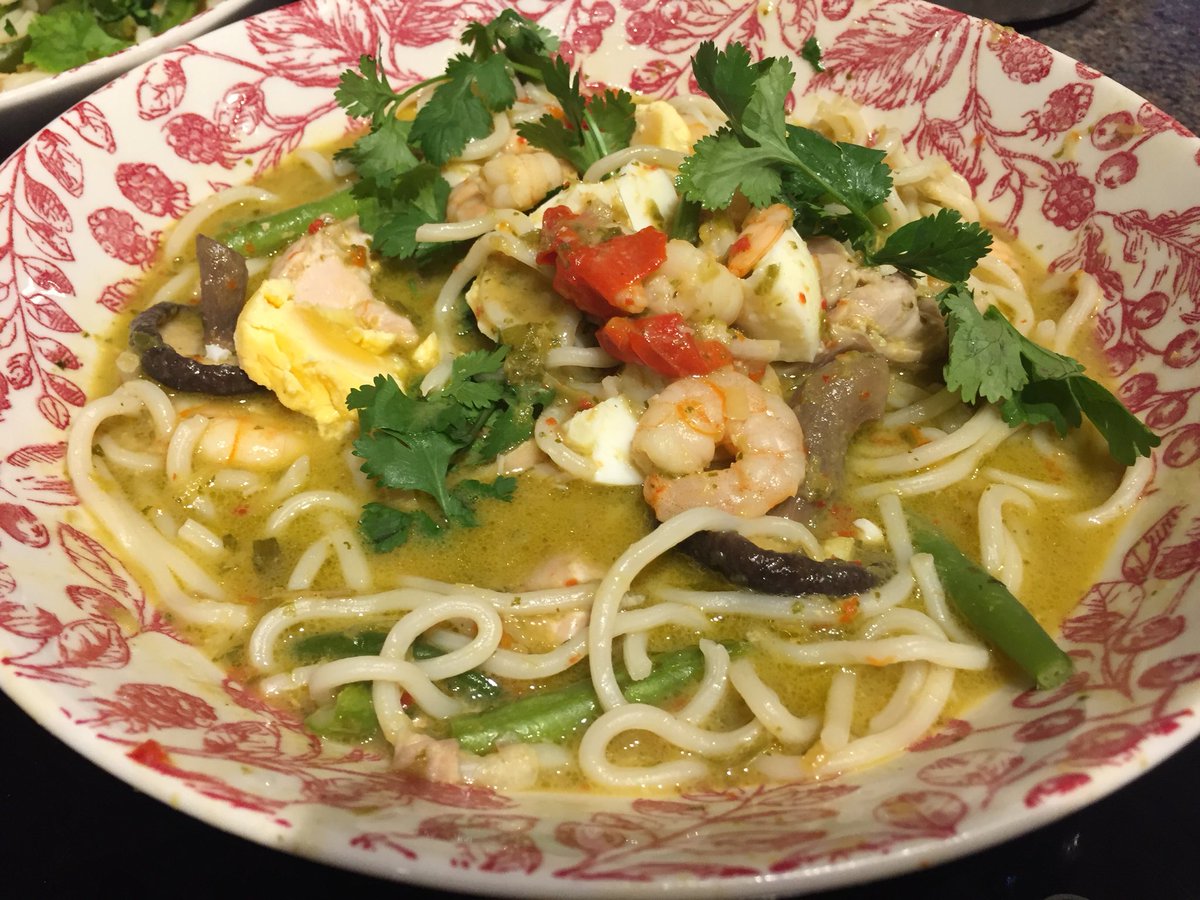 beadyozgirl's tweet image. Made this very yummy Miso Chicken Ramen (with added prawns!) from the October @asda magazine by @Deanedwardschef - must buy the book it’s from #cookslow - so tasty and very easy to prepare! #loveslowcooking