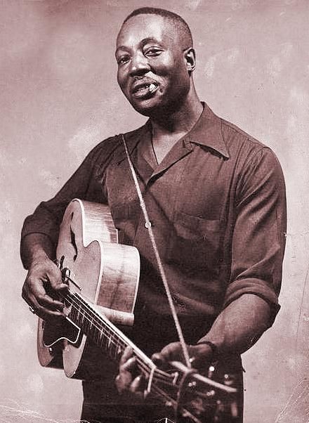 MichaSchellhaas's tweet photo. Blues History... Big Bill Broonzy https://t.co/K2oRvkQEeF