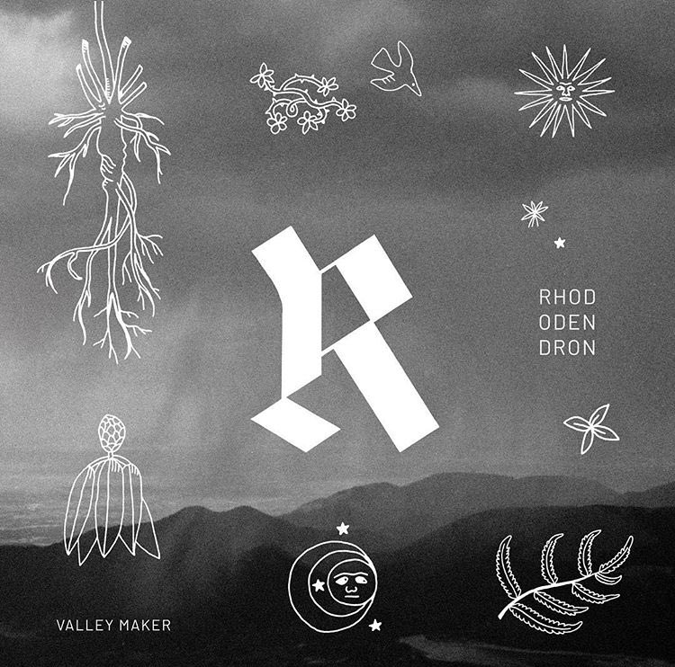 miami_muse's tweet photo. Happy Saturday! @valleymaker’s new album #Rhododendron is out and we’ve been jamming to it all day 🎵 Give it a listen and let us know your favorite song!
@Frenchkissing #ValleyMaker #SongsForTheOutdoors https://t.co/om67gJHO97