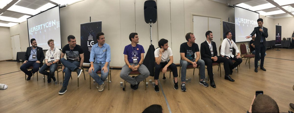 pauloghedini's tweet photo. Bancada verdadeiramente liberal de deputados pela 1a vez.....Vão fazer um barulho.... #libertycon #sflb https://t.co/KEKvq76p7V