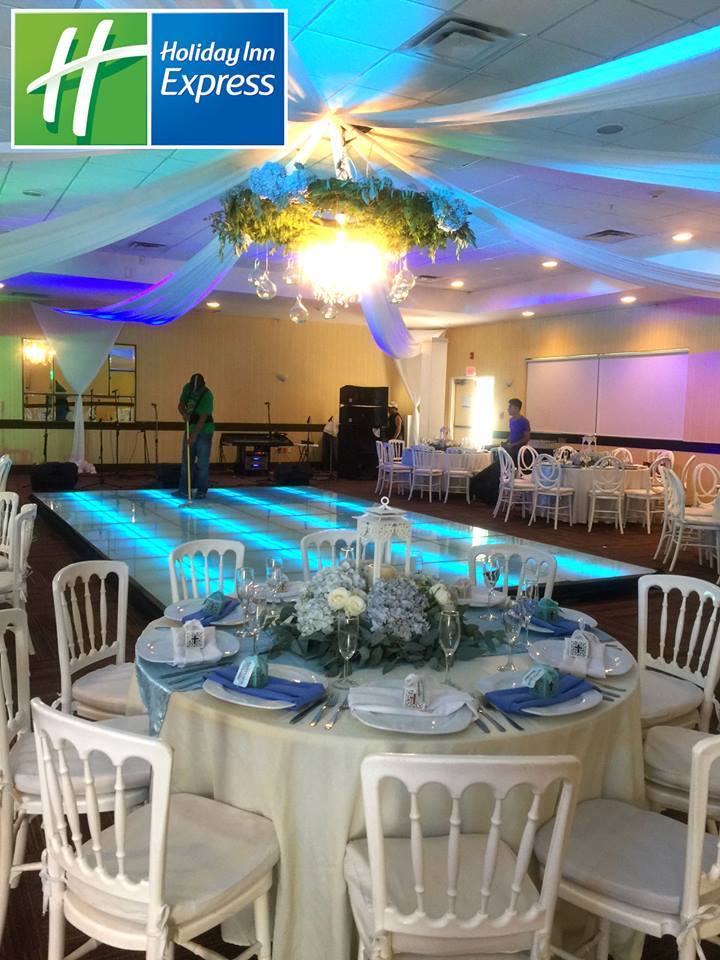Holiday Inn Ex Tapa tweet media