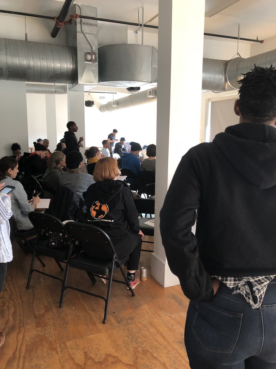 Packed house for our #Justice4Laquan coalition event "What's Next". Come thru if ur near. We're at Arts Incubator on 55th.