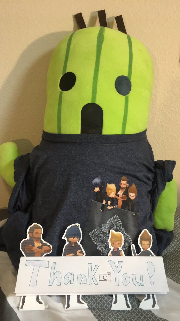 peachiemayo's tweet photo. I just want to give a huge thank you to @FFXVEN for choosing me as one of the winners of the #ffxvpocketcontest !
And also a thank you to everyone who liked my photo (you guys are the best...) ;;;
The shirt came in-it's so cute I'm so humbled to have it ^.^ https://t.co/jAoLNcsf4M