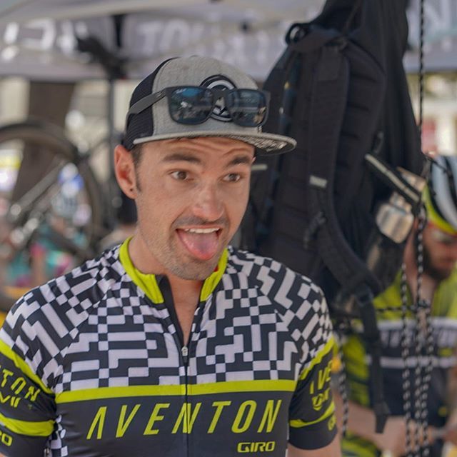 crankcycling's tweet photo. Yea. He looks silly. But he means business @redbull Last Stand #fixedgear #cycling #redbulllaststand #fixedgearcrit #irideirc https://t.co/vjQZcgUVZn https://t.co/F4e71jV2O7