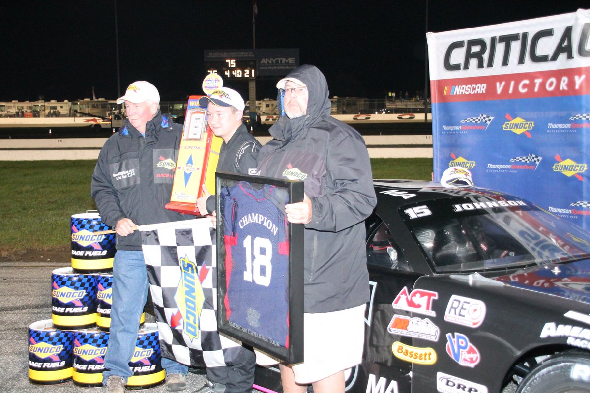 UncommonMediaVT's tweet image. #ACTTour: Jake Johnson celebrates his #SunocoWorldSeries @ACTTour win at @ThompsonSpdwy