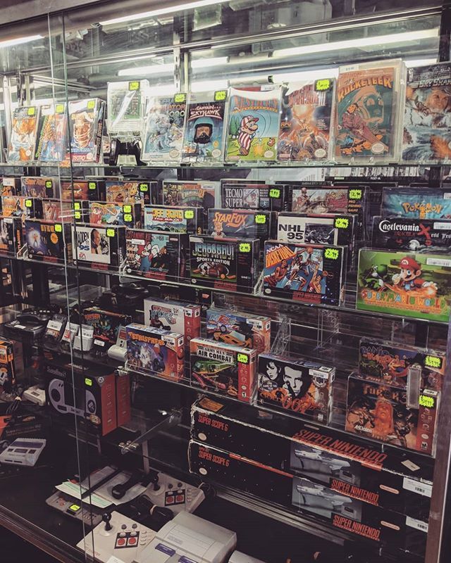 Jay Aniceto Definitely Didn T Know About This Cool Video Game Shop In Everett Check Out Next Level Video Games On Your Next Visit Videogames Gamechasing Nintendo Nes Snes Everettwashington Nextlevelvideogames