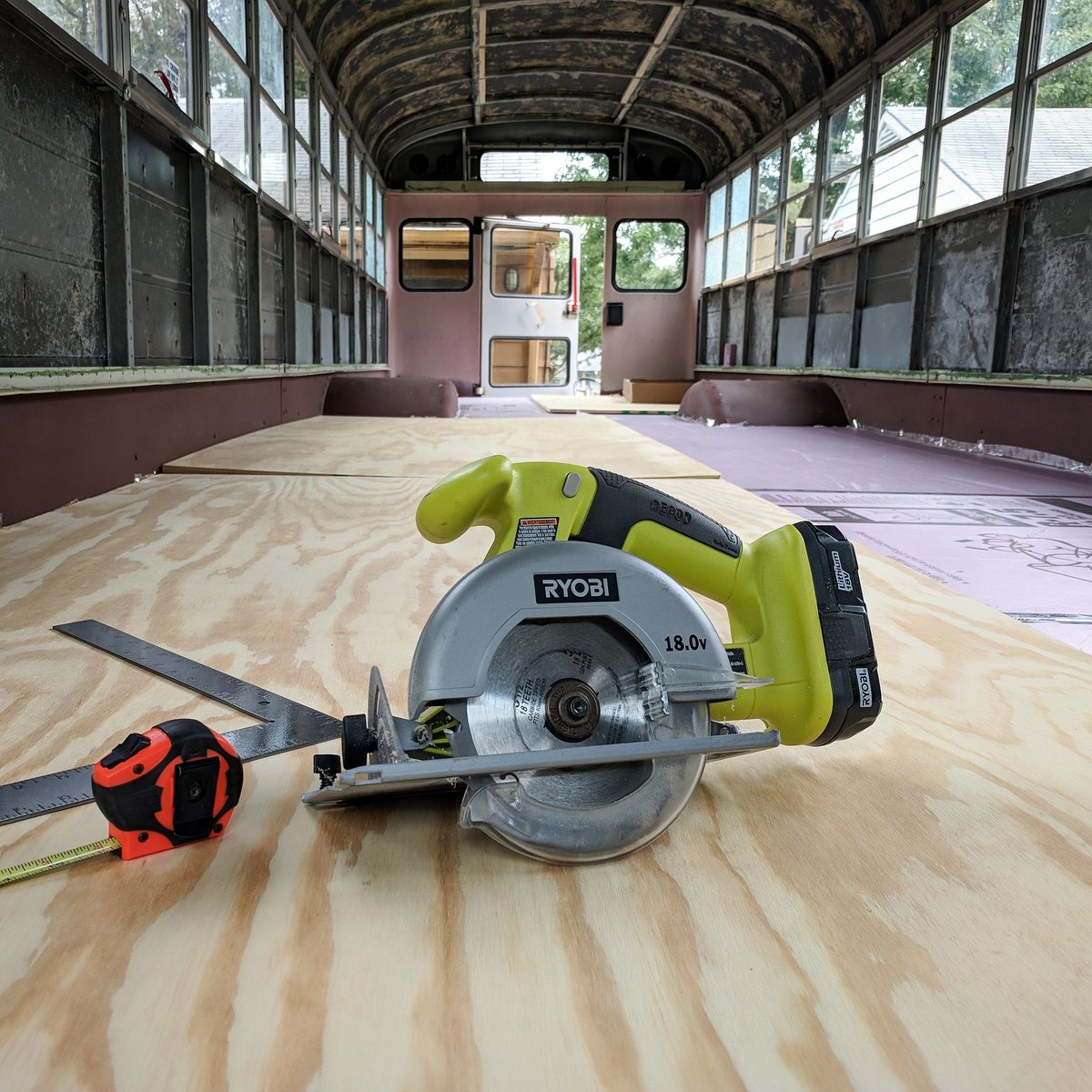 HikingWithHendr's tweet image. It's been a #GUSTO day! #schoolbusconversion #skoolie