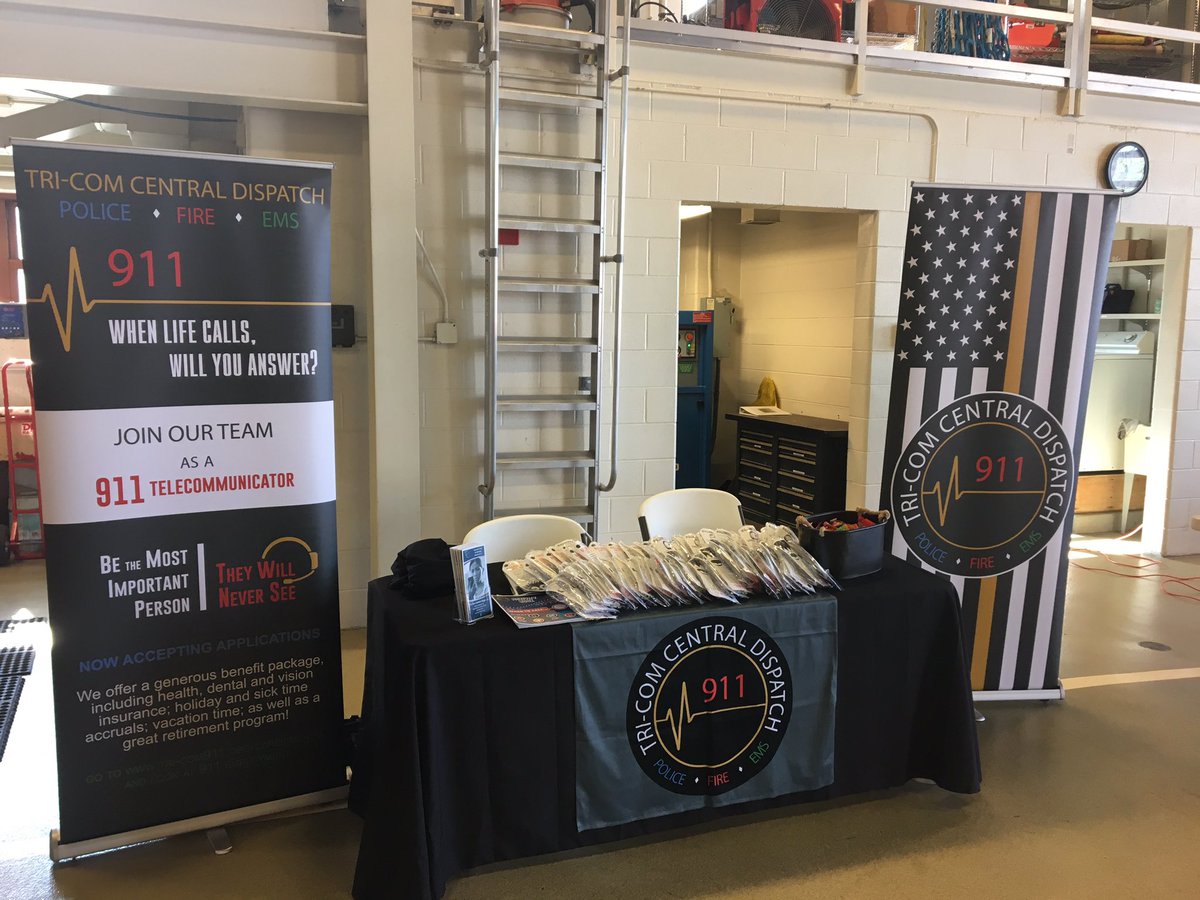 We want to thank the St Charles FD for inviting us to their open house today!  It was great meeting all the community members!!!