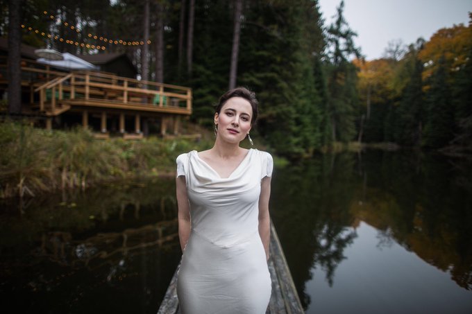 A couple of shots of the dress! https://t.co/k5u10U2NJq