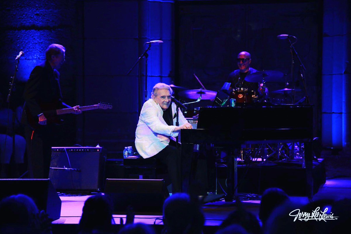 Getting ready to rock n roll at the Nugget in #Reno! <a href="/AronoffOFFICIAL/">KennyAronoff</a>