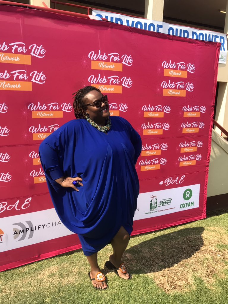 Sokostina's tweet photo. #forcontrol #thickandall #beholdyourbeauty #reignsupreme https://t.co/SrYgrYrluW