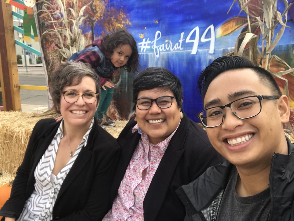 GGomezEJ's tweet photo. Pumpkin patch photos at #FairAt44 and @thedojocafe 1-Year Anniversary. https://t.co/DLRk7zTsQW