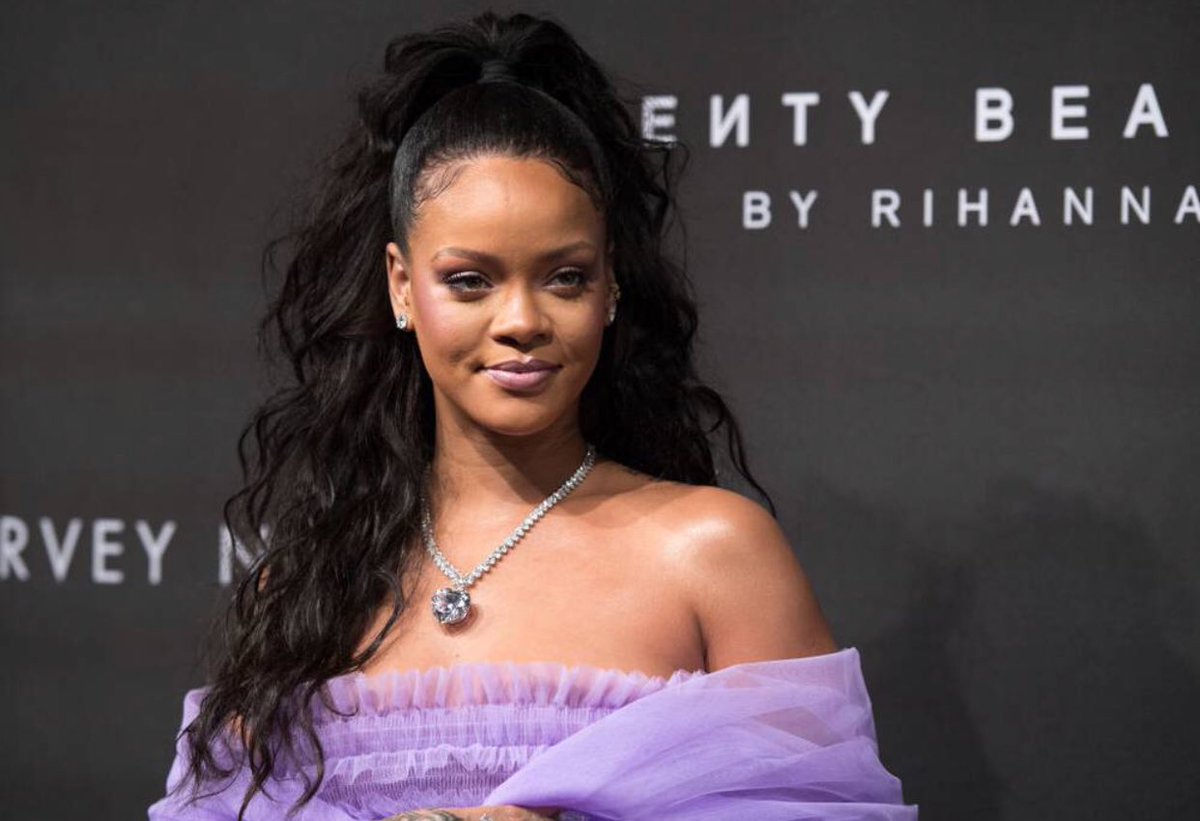 Rihanna's makeup line #FentyBeauty is reportedly set to outsell both KKW Beauty and Kylie Cosmetics. Fenty’s sales were 34% higher than Kylie’s in its second month of operation. The brand is projected to make $1 billion before 2022.