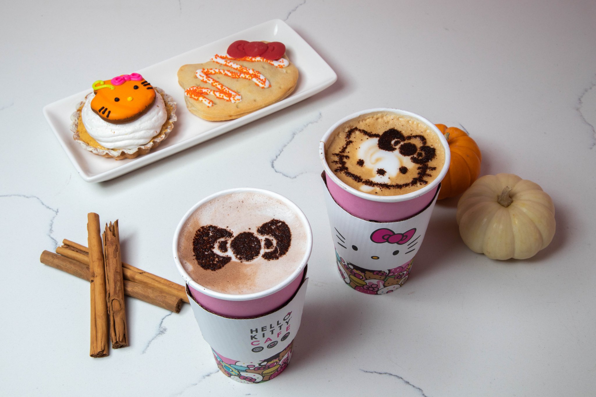 The Hello Kitty Cafe's Fall Menu Is Full Of Pumpkin And Apple Cider