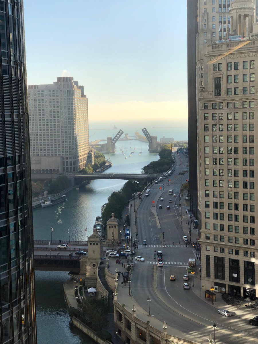 william_bast's tweet photo. Thornton Tomasetti's Chicago office #ttinc was pleased to open its doors during today's Open House Chicago #OpenhouseChicago2018 organized by Chicago Architecture Center! View from our main conference room this morning, with the Lake Shore Drive bridge opened for sailboat traffic https://t.co/aq5k4c0oqO