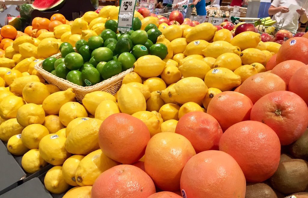 BronFredericks's tweet image. National Nutrition Week in Australia starts today! I’m going to #Tryfor5 serves of veggies every day in an effort to increase the veggies in my diet &amp;amp; make more healthy choices, #deadlychoices, how about you? 🥒🥦🥑🍆🍅🌶🌽🥕🥔🍠🥒🥦 #NationalNutritionWeek #Vegetables #Nutrition