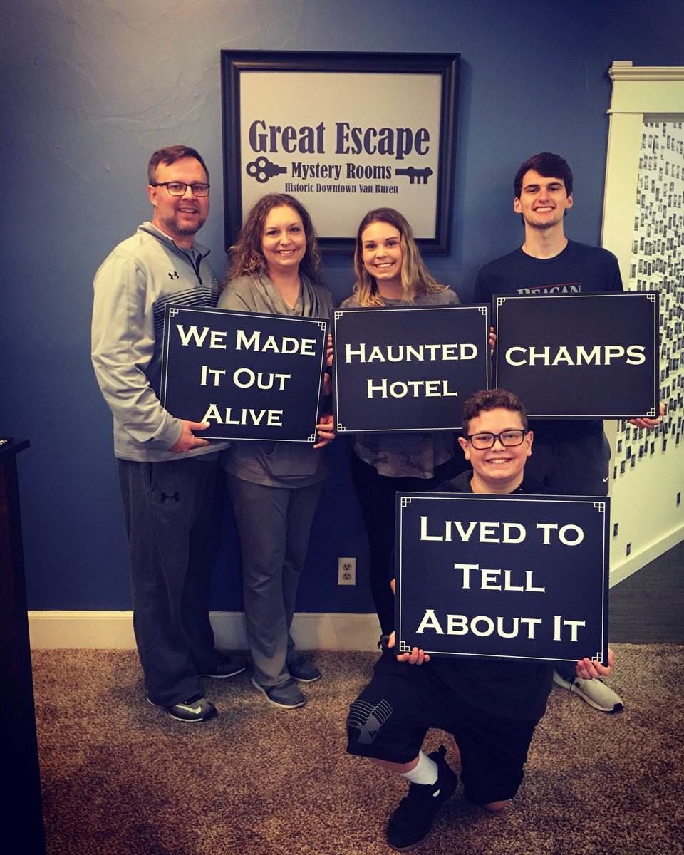 GreatEscapeVB's tweet image. Team Refugees celebrated a birthday and had no trouble escaping Haunted Hotel.  Awesome job, team! 🙌🏼 And happy (late) birthday to Jentry!! 🎉🎉🎉 #greatescapemysteryrooms #escaperoomvb #greatescape #escapevb #thingstodoinvb #escaperooms #escaperoom #puzzles #vanburenar #vanburen