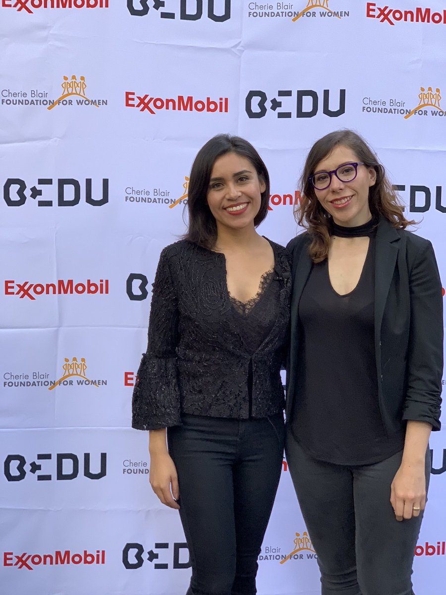 Aura_'s tweet photo. Ella es @AnaeliaPintor, creadora de @MusarMX, una app de realidad aumentada para museos #hechaenMéxico. Ganó una beca con @CherieBlairFndn y @R2GMexico para #RoadToGrowth. ¡Más mujeres mexicanas en tecnología! ¡Más mujeres emprendedoras! #r2gmexico https://t.co/iYzRjwuWP8