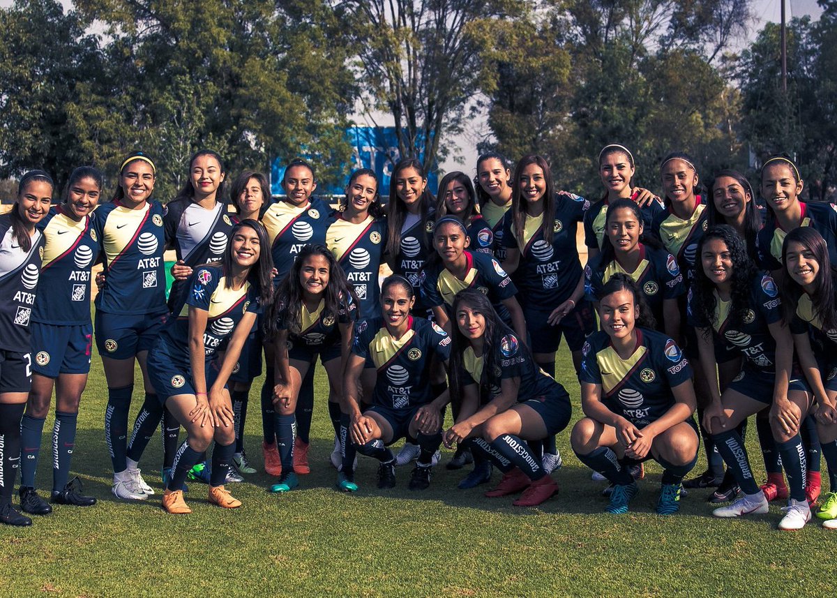 MarVceB's tweet image. Manden buena vibra que mañana enfrentamos a puebla femenil.. 😜 #MVC6 ⚽ 🦅
