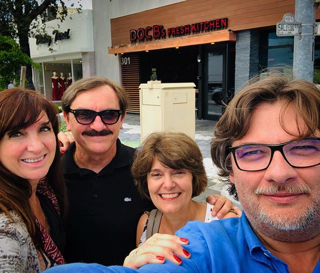 jatirado_oc's tweet photo. Fantástica comida con nuestros amigos Lili y Eduardo en @docbskitchen_coralgables en #CoralGables #Florida #USA 🇺🇸 con @marmarolayo #docbskitchen https://t.co/LzZOZ4vKO9 https://t.co/lWgcfgnp2v