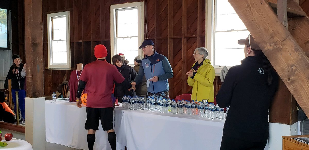 MPVlassis's tweet image. First place 🏃‍♂️
#10K #RunForTheLight