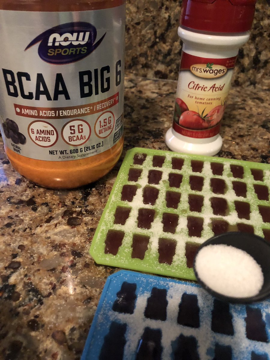 AngieMaskeBerka's tweet photo. Any exciting Saturday night is going down!!! Sour @NOWFoods gummy bears are in the works! #bibchat #nowgetfit #nowBR https://t.co/sIWwC7uBmx