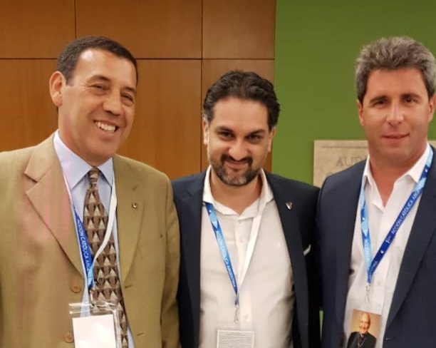 OrellanoMario's tweet photo. Junto al gobernador @sergiounac y el presidente de Justicia y Paz de San Juan Héctor Allende en el marco de la #ACAasamblea 2018 de @accion_catolica #29AF https://t.co/hyAX7mYDDD