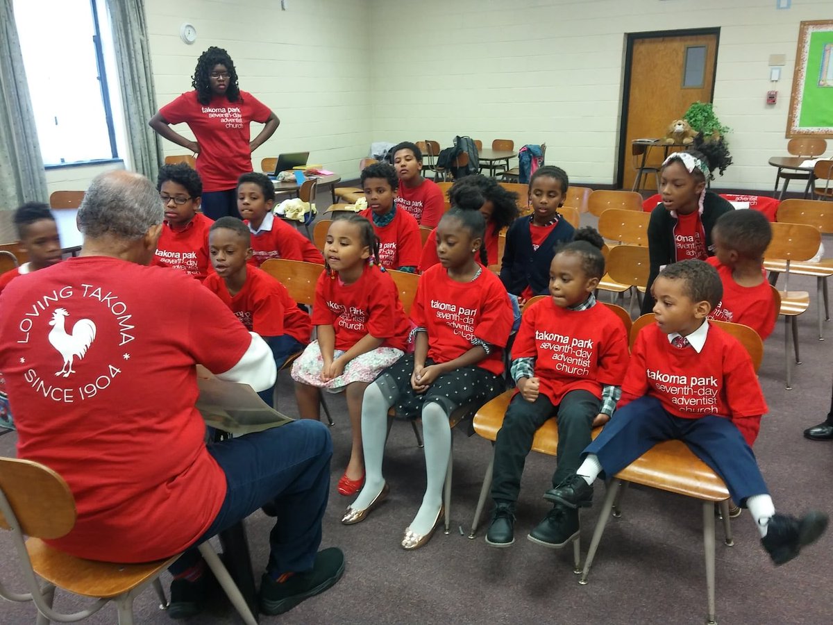 thetpchurch's tweet photo. Today for #TPCService Sabbath, our Young people worked on art work and card creation for the residents of the assisted living centers. #TPCCares https://t.co/VRjMJNyARc