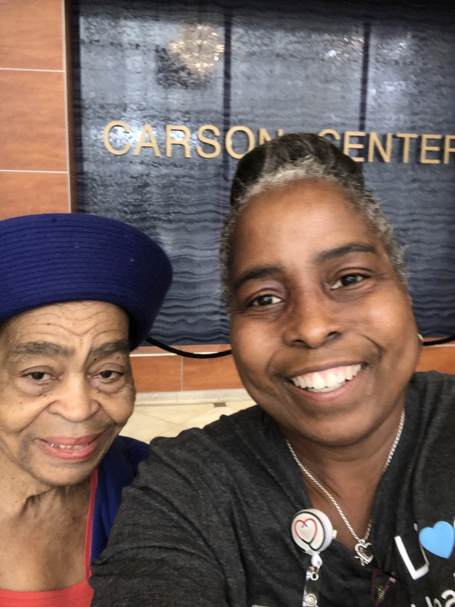 reams_phyllis's tweet photo. Look who came today to support my KP work😇. My mom, Dr. Ruth Hayes. Any success I have achieved is on her and my late dad’s shoulders, their sacrifices. My mom is my heart, my hero. I didn’t like this picture, unsure to tweet. She said, “We look alright.” #Blessed@KPSouthBay https://t.co/75O8y7bH4u