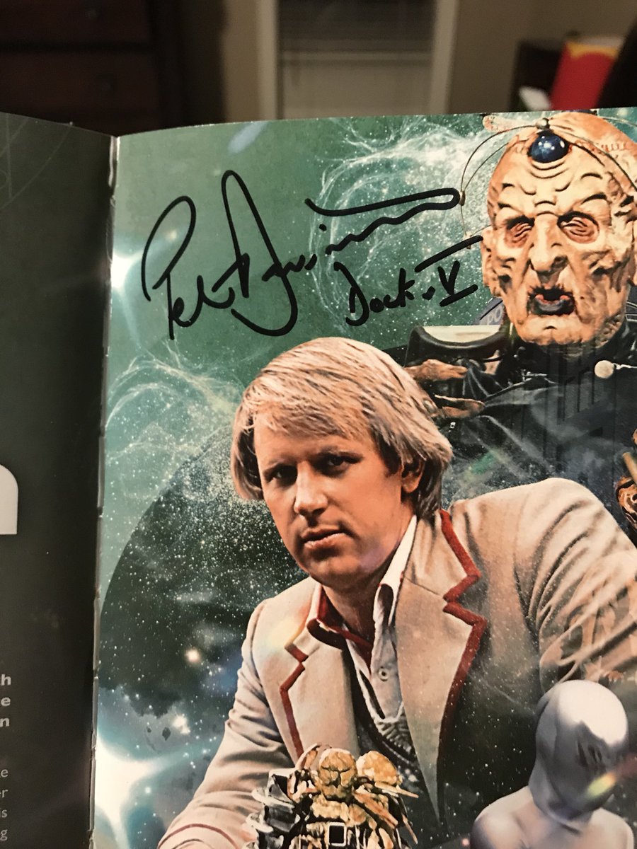 MaryCat1719's tweet photo. Great day at @GCFFBILOXI ... we got to meet @PeterDavison5 and Nona got to meet @marchimark ... not a bad way to spend a Saturday! https://t.co/FOBq00bP7z