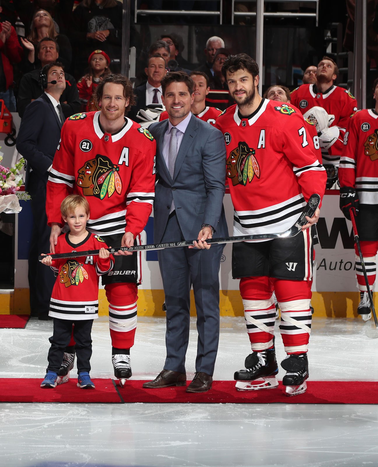 Watch Patrick Sharp's daughter sum up the Blackhawks dynasty in